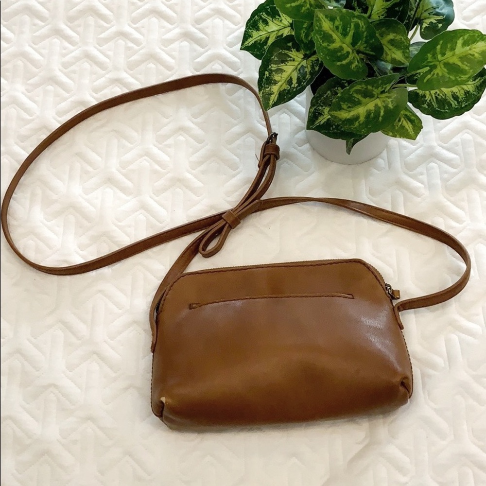 Universal Thread- Crossbody Purse